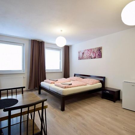 Apartman Zlatovska 22B Trenčín Kültér fotó