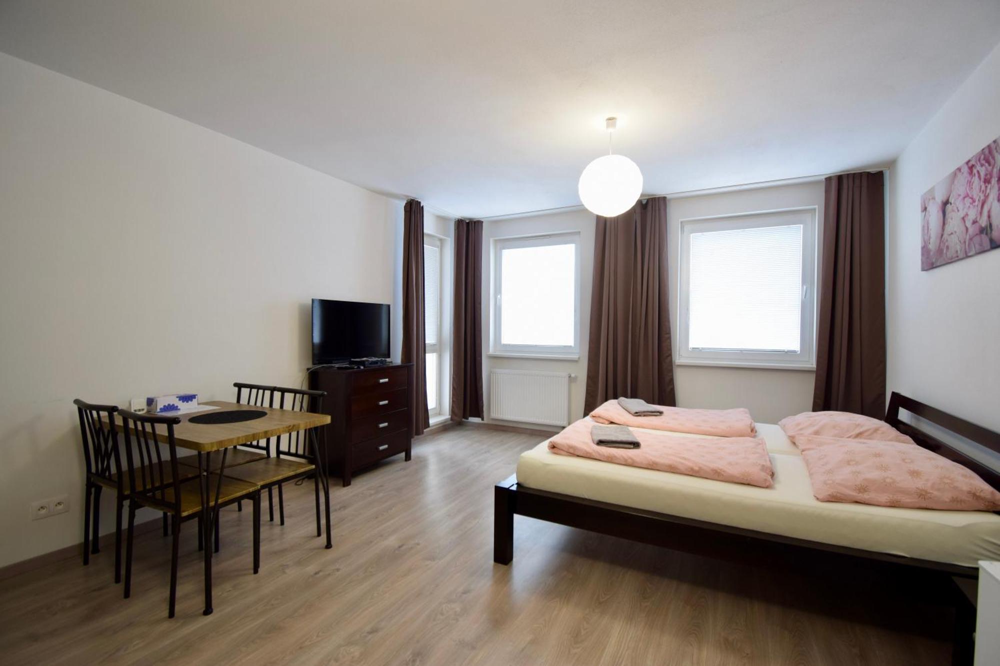 Apartman Zlatovska 22B Trenčín Kültér fotó